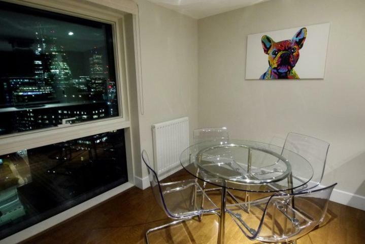 One Commercial Street Apartment London Eksteriør billede